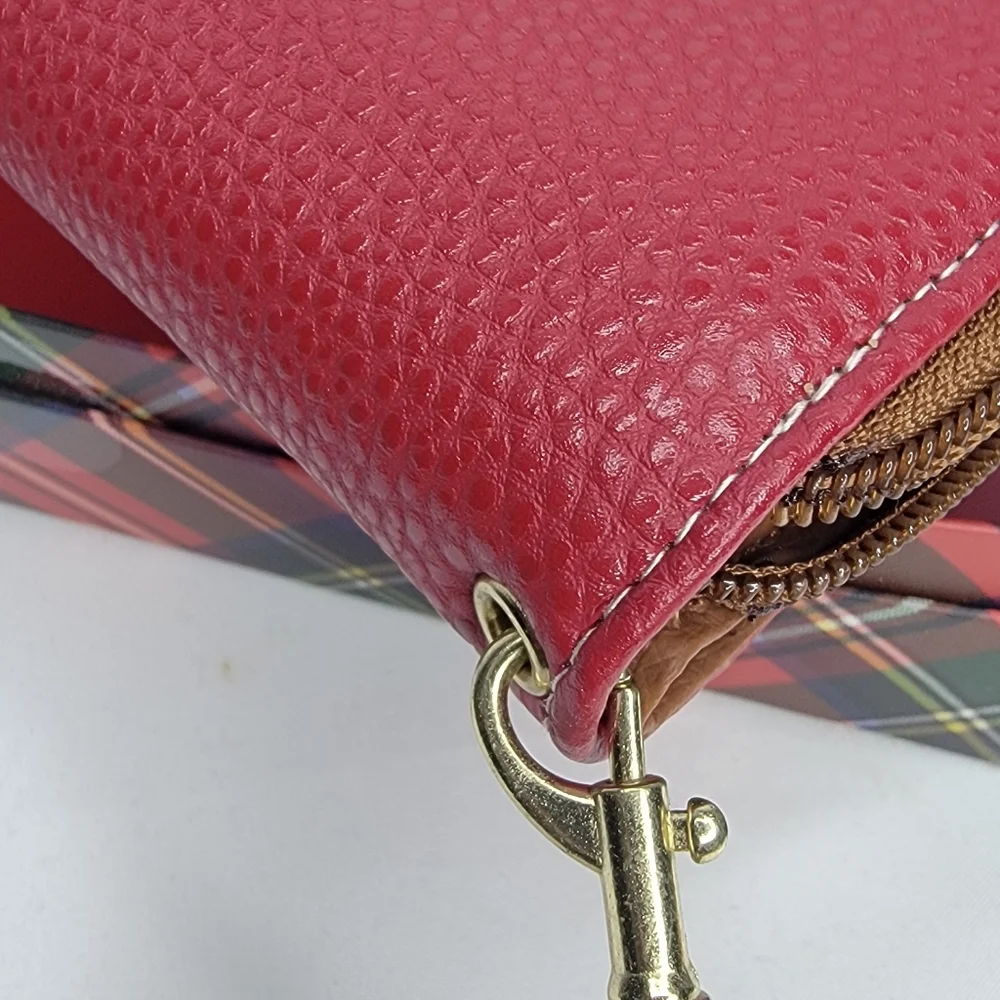 Stone Mountain Accessories Red Leather‎ Wallet/Clutch. P170